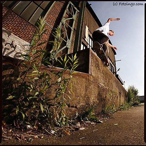 niklas_speer_von_cappeln_bs_nosegrind_drop.jpg