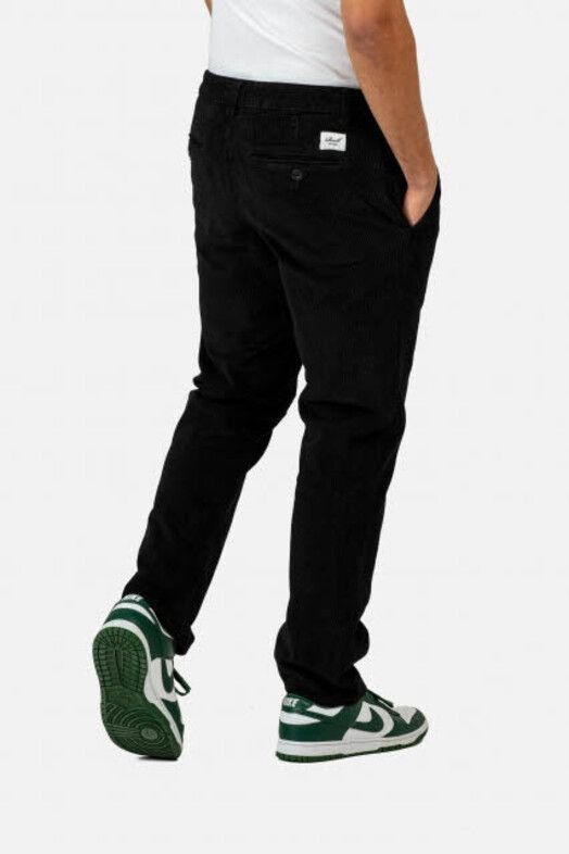 Reell Hose&#x20;Regular&#x20;Flex&#x20;Chino&#x20;black&#x20;cord