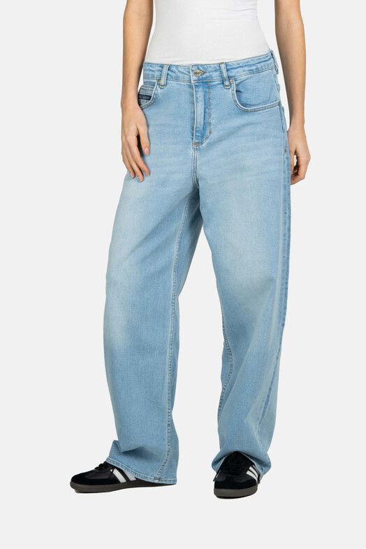 Reell Hose&#x20;Women&#x20;Chlo&#x00E9;&#x20;Baggy&#x20;light&#x20;blue&#x20;stone