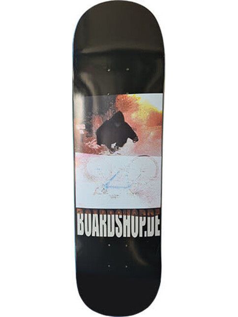 Boardshop Skateboard Jump 8.2
