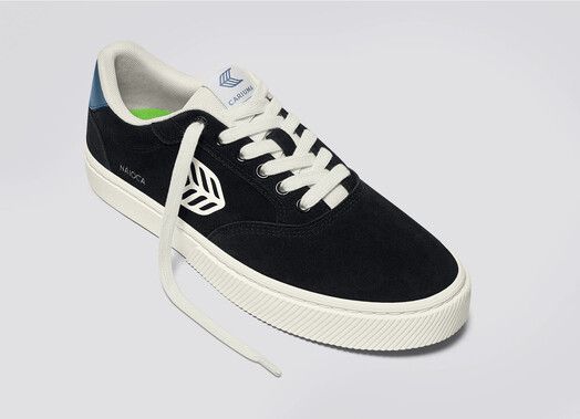 Cariuma Skateschuh&#x20;Naioca&#x20;black&#x20;suede&#x20;ivory&#x20;logo&#x20;blue