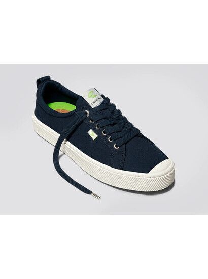 Cariuma Sneaker OCA Low navy canvas