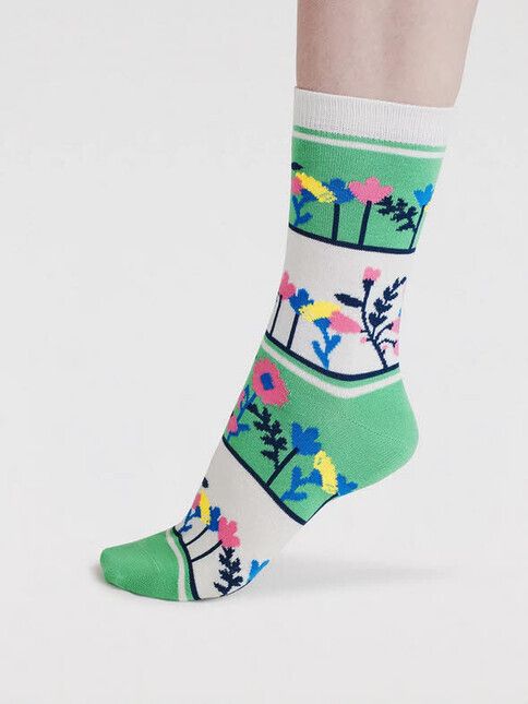 Thought Socken Fraya Floral Garden Socks apple green