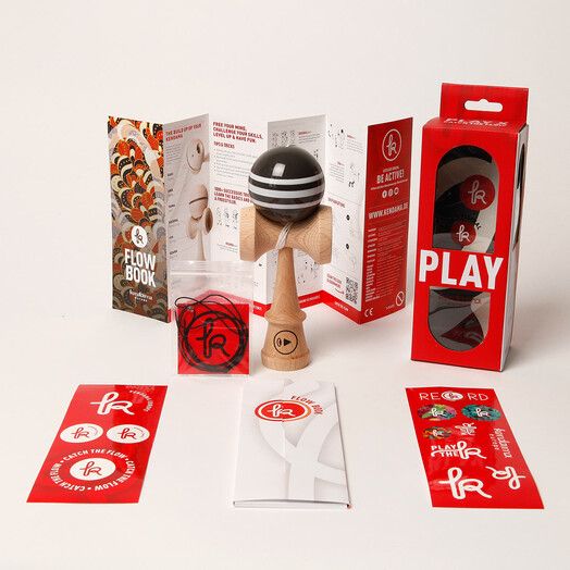 Kendama Geschicklichkeitsspiel&#x20;Play&#x20;X&#x20;black&#x20;delicious