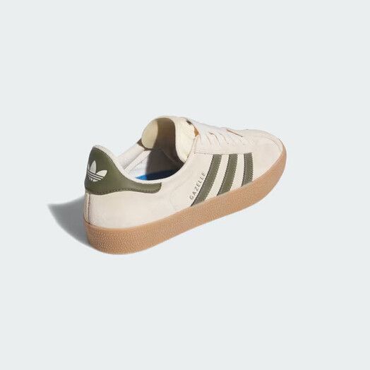 Adidas Skateschuh&#x20;Gazelle&#x20;ADV&#x20;ecru&#x20;tint&#x2F;focus&#x20;olive&#x2F;gum