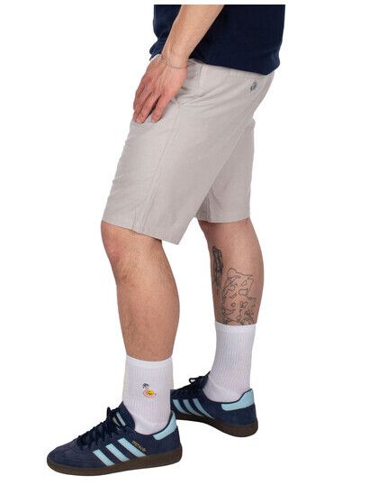 iriedaily Short Golfer Chambray Short cloud grey