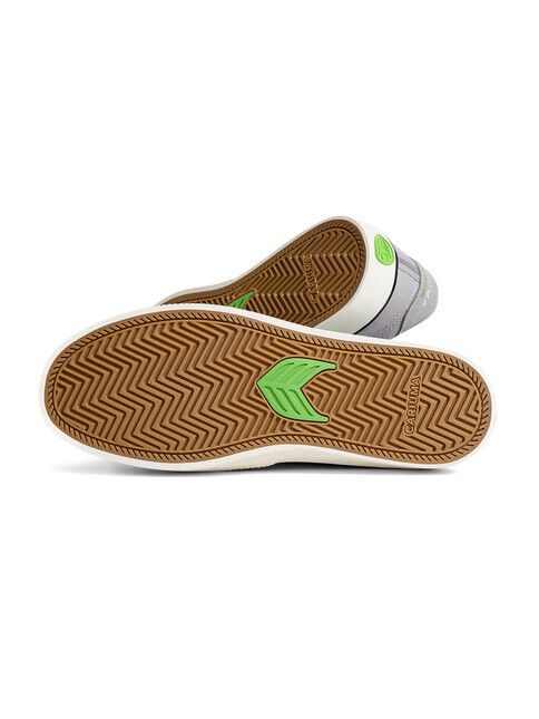 Cariuma Skateschuh Naioca Pro light crey canvas off white