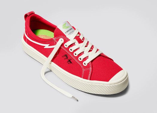 Cariuma Sneaker&#x20;Gerry&#x20;Lopez&#x20;OCA&#x20;Low&#x20;red&#x20;canvas